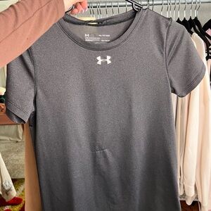 Under Armour Women's Black Heather Short-Sleeve Performance Tee